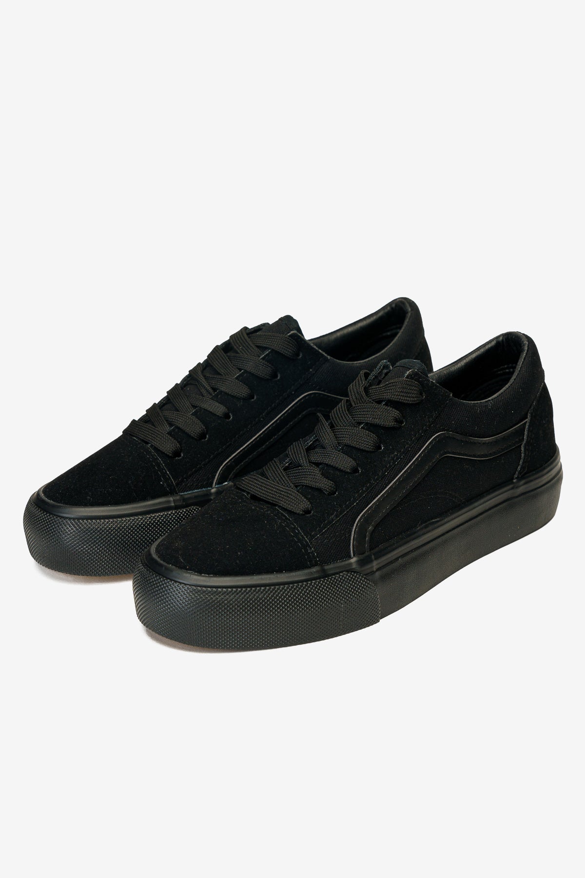 Zapatilla Mujer Negro Maura Boteli Boteli